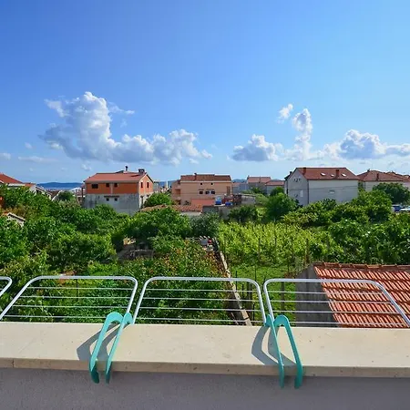 Beni Apartment *